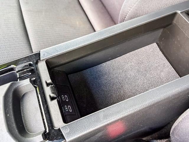 2023 Toyota Prius LE