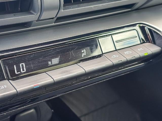 2023 Toyota Prius LE