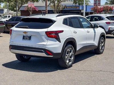 2024 Chevrolet Trax LT