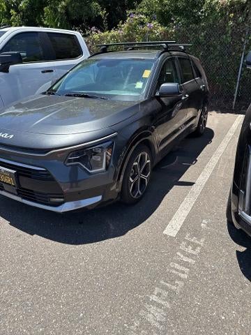 2023 Kia Niro Plug-In Hybrid SX Touring