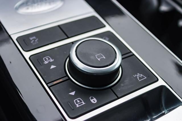 2022 Land Rover Range Rover Base