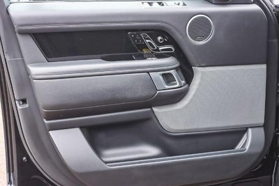 2022 Land Rover Range Rover Base