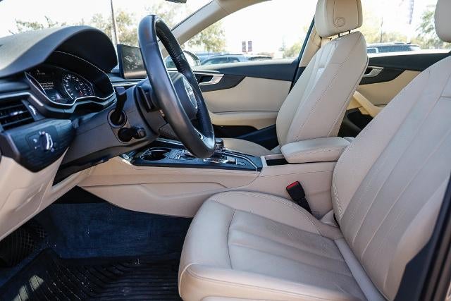2019 Audi A4 40 Titanium Premium