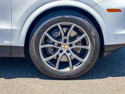 2024 Porsche Cayenne Base