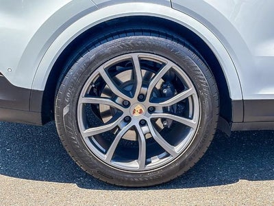 2024 Porsche Cayenne Base