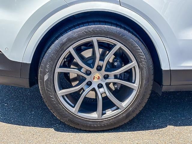 2024 Porsche Cayenne Base