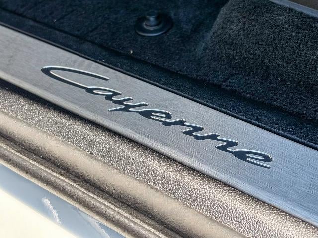 2024 Porsche Cayenne Base