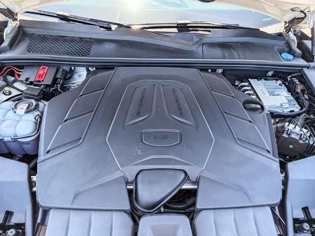 2024 Porsche Cayenne Base
