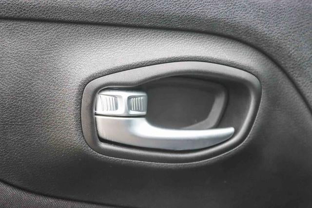 2021 Jeep Renegade Islander